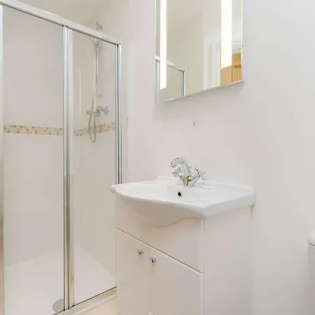 Casa vacanze 1 Bed In Newquay 89942 Mawgan Porth